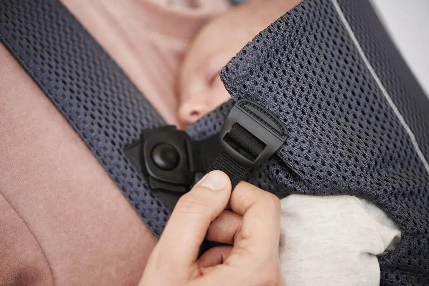 BabyBjörn Baby Carrier Mini - 3D Mesh