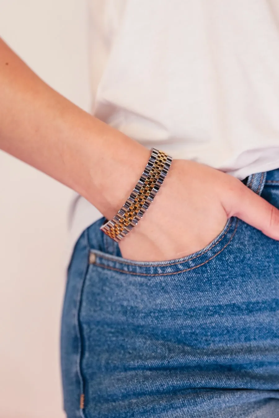 Chic Lifestyle Link Bracelet