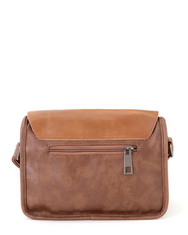 Distressed Leather Flap Shoulder Bag - Camel