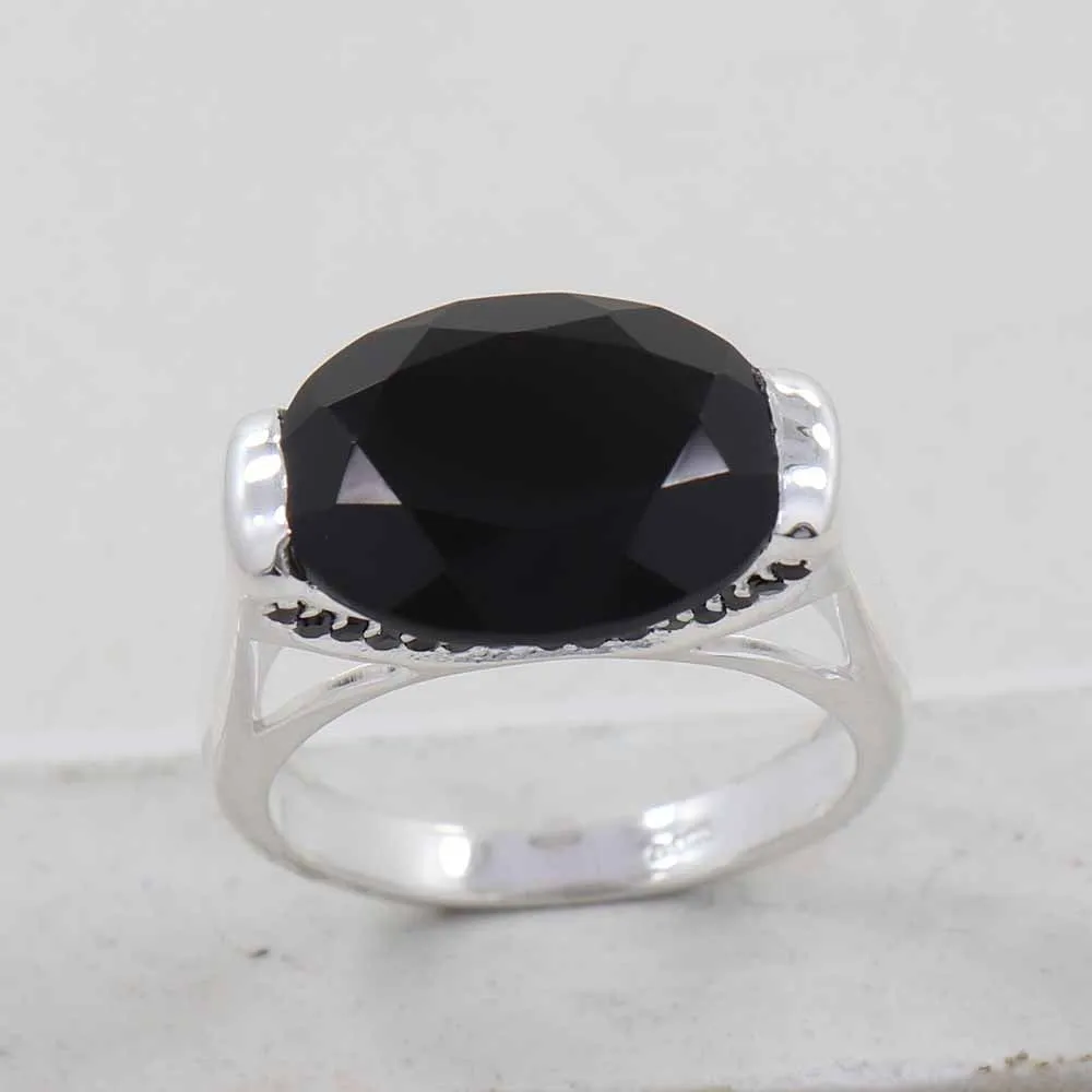 Gorgeous Crystal Quartz Sterling Silver Ring