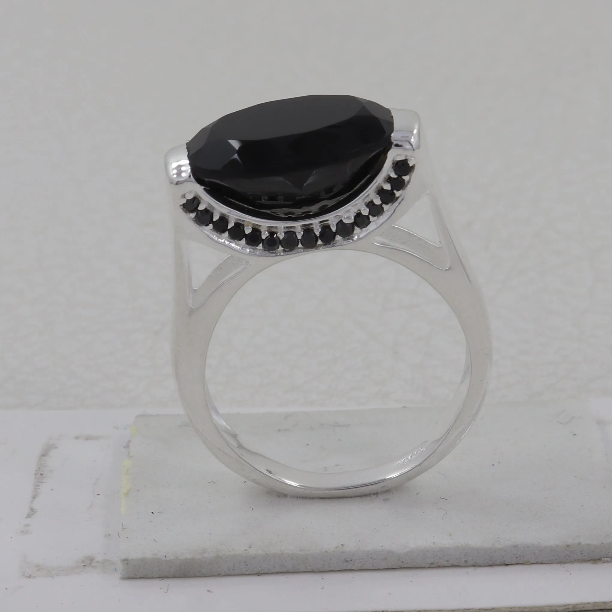 Gorgeous Crystal Quartz Sterling Silver Ring