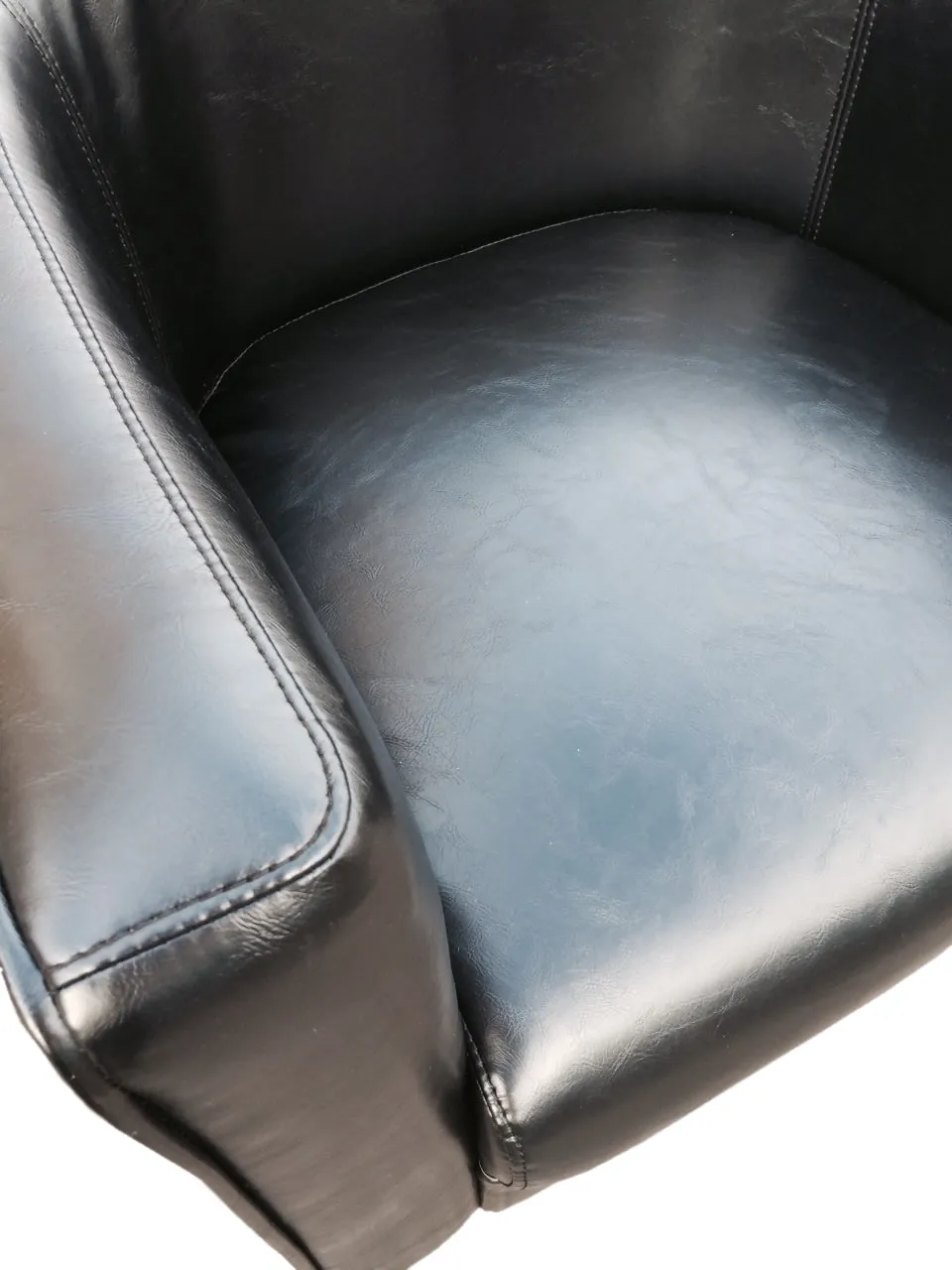 HB-022 Black Tub Reception Chair