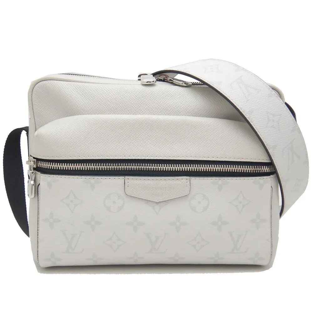 Louis Vuitton Outdoor Messenger Pm