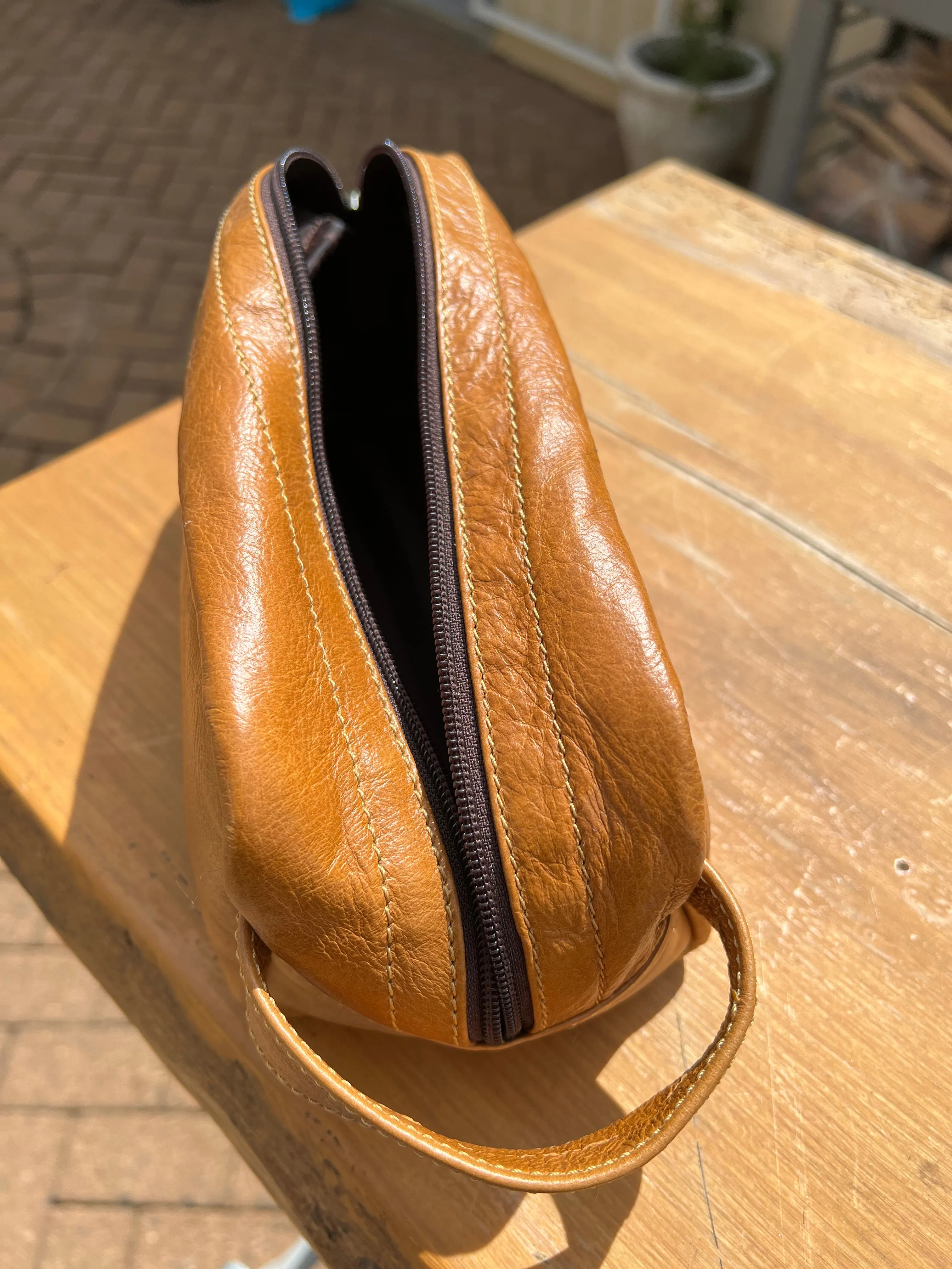 Men's Leather Toiletry Bag