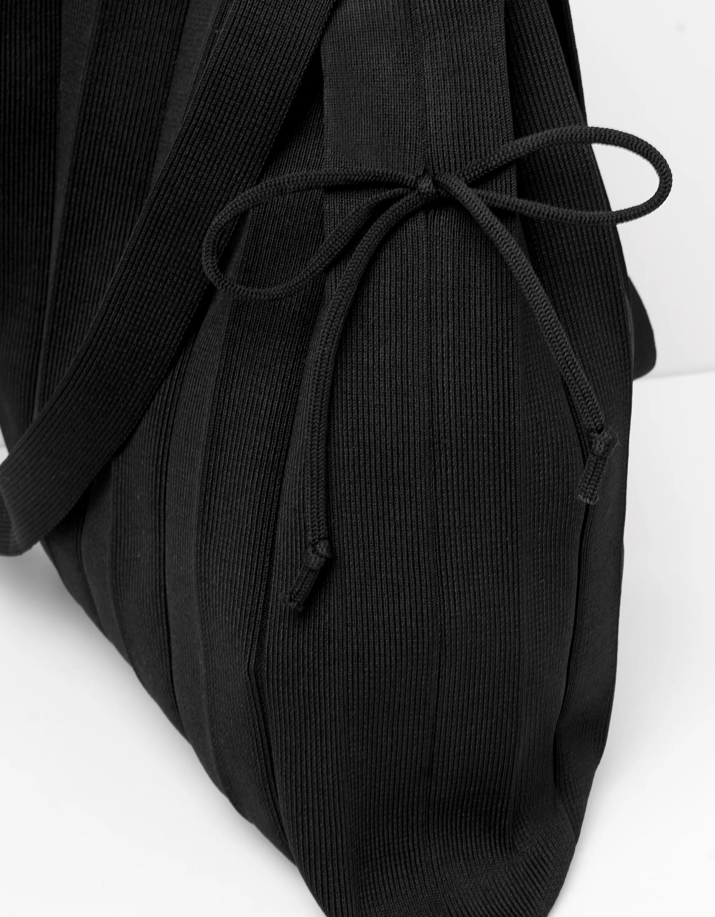 Pleated Knit Foldable Tote Bag