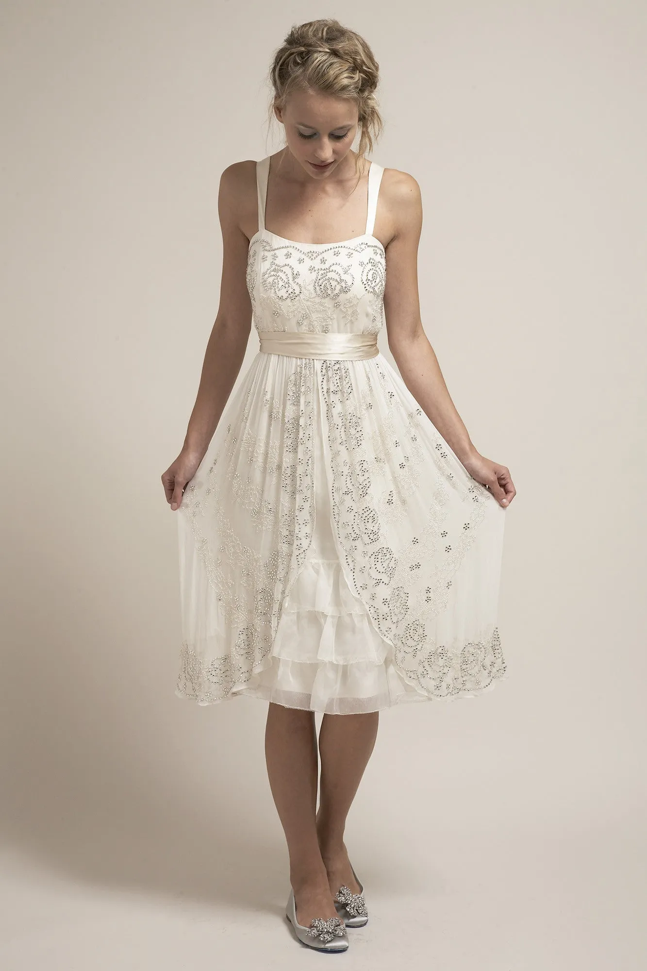 QK6279 Gorgeous Short Wedding Dress