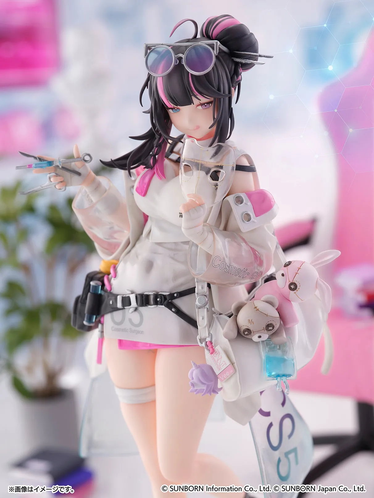 Vee 1/7 Scale Figure